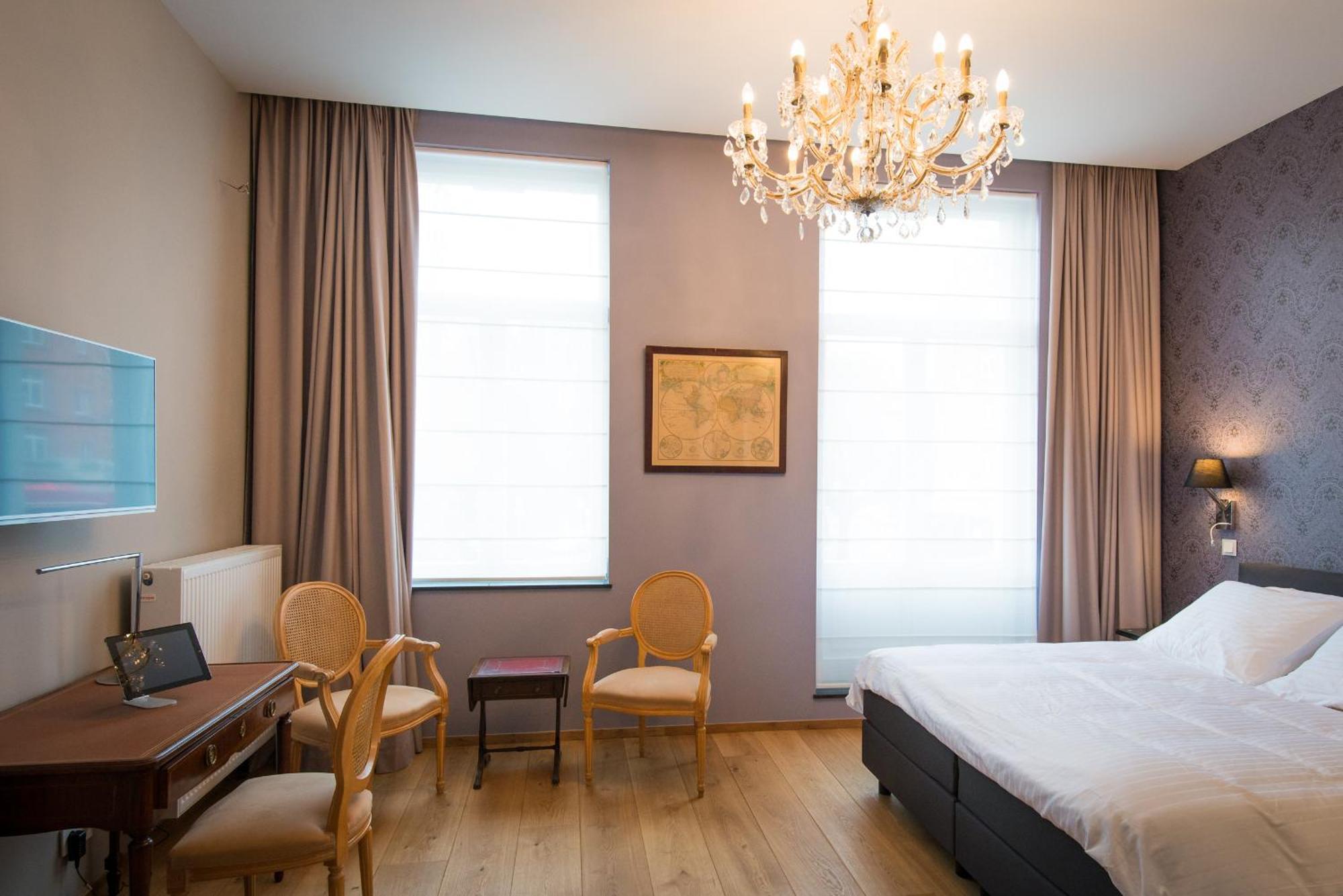 B&B Avenue Deschanel Bruselas Habitación foto